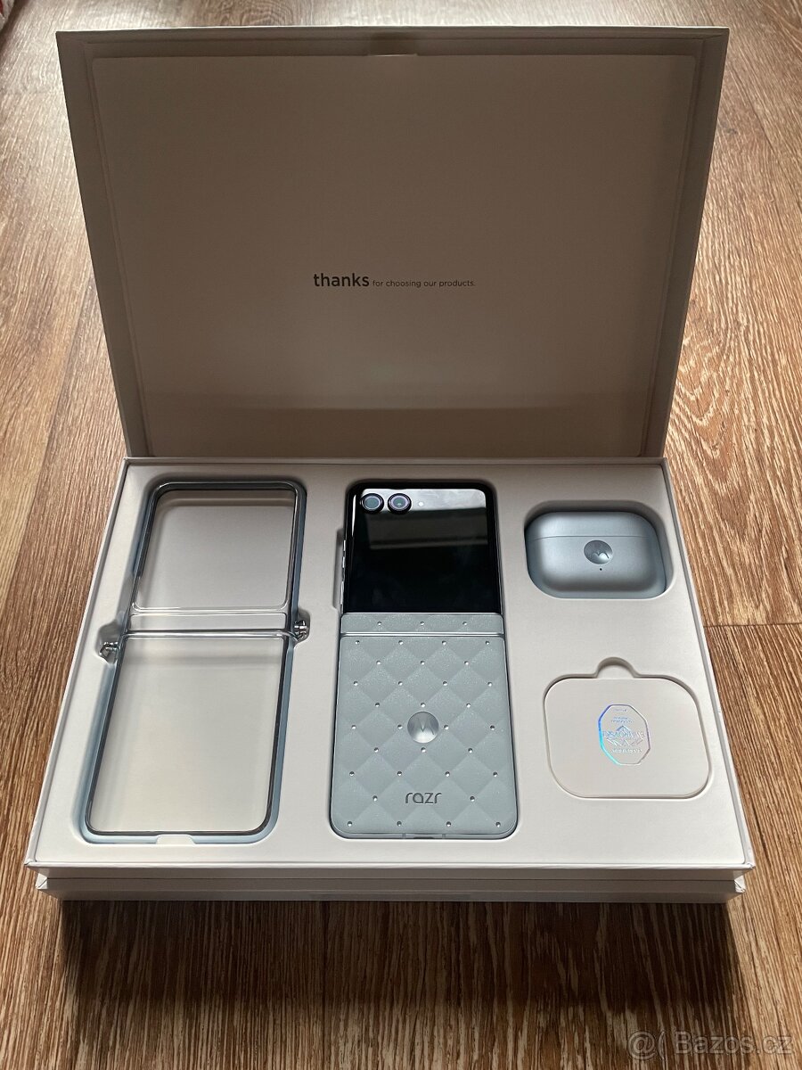 Motorola razr 60 - 2