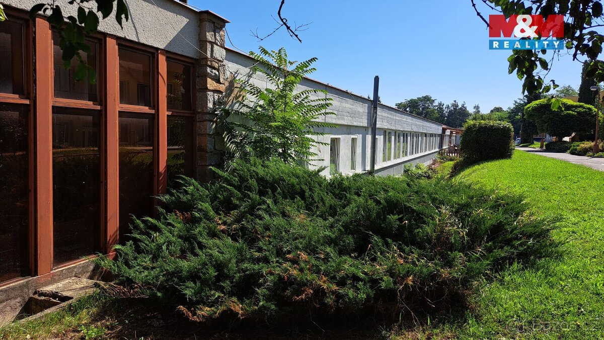 Prodej hotelu, penzionu, 1606 m², Práče - 2