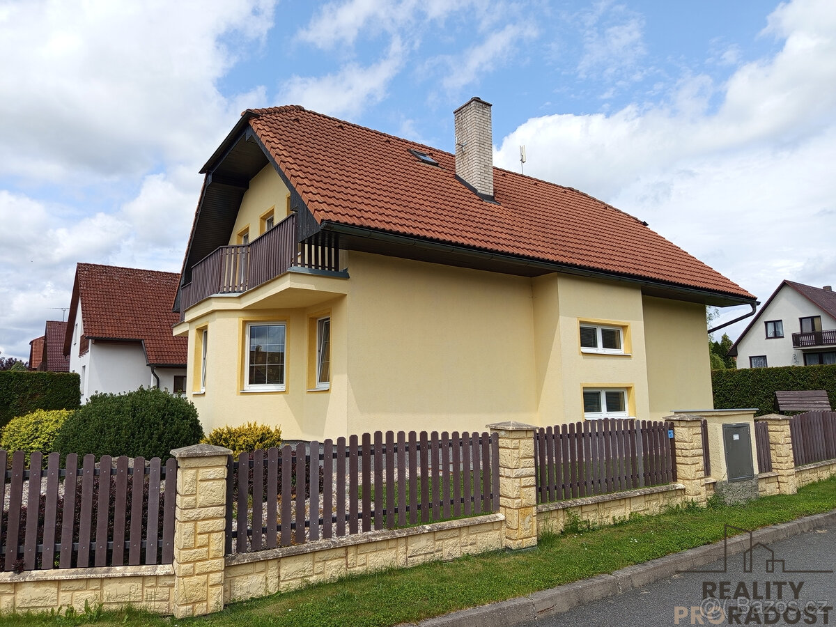 Prodej rodinného domu 215m2, Ždírec nad Doubravou - 2