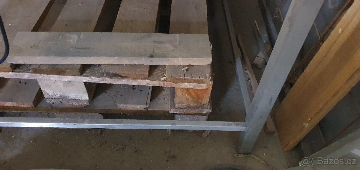 Nerezový stůl 142x92 cm - 2