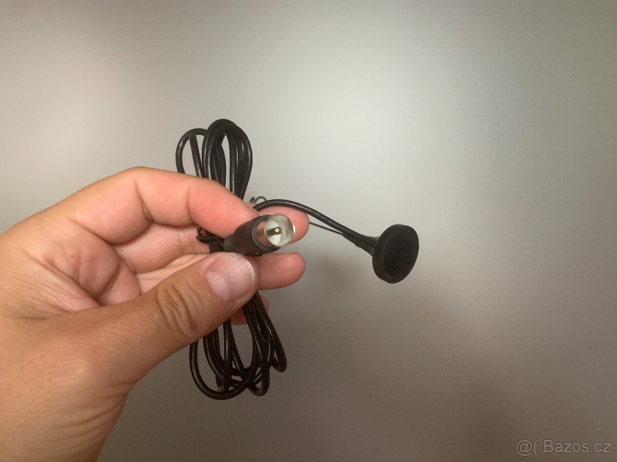 Mini TV anténa s magnetem, délka kabelu 153cm - 2