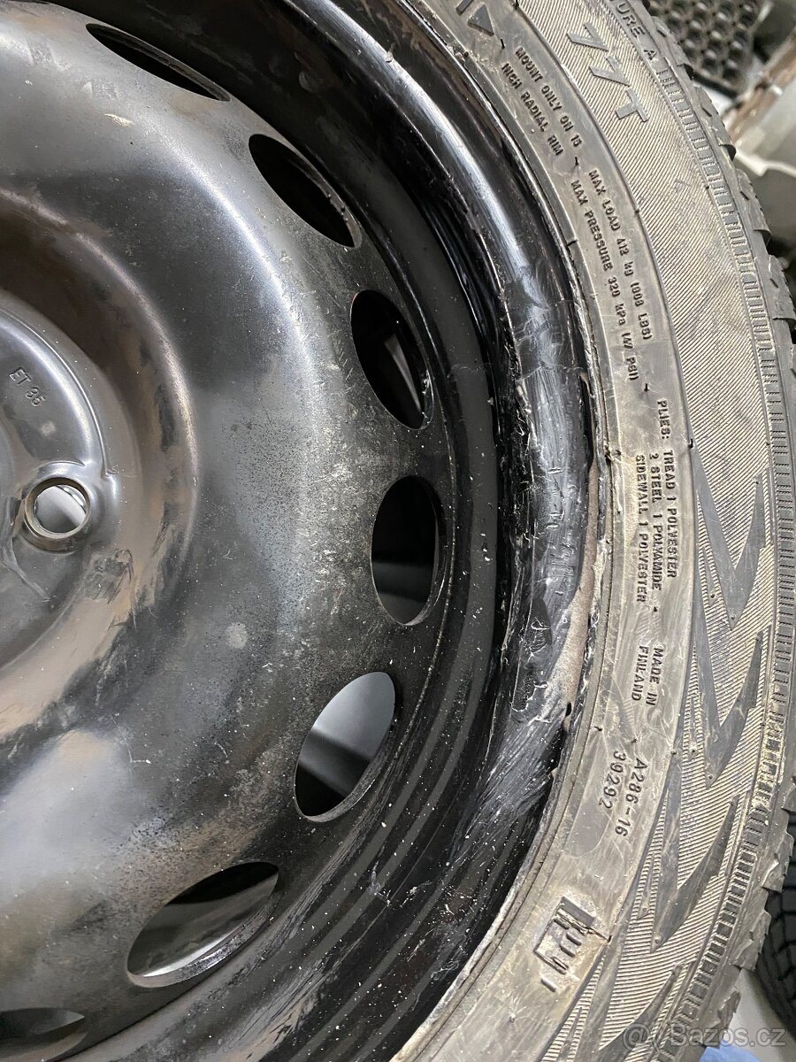 Set zimních pneu Nokian WR D4 na dojetí 165/60R15 - 2