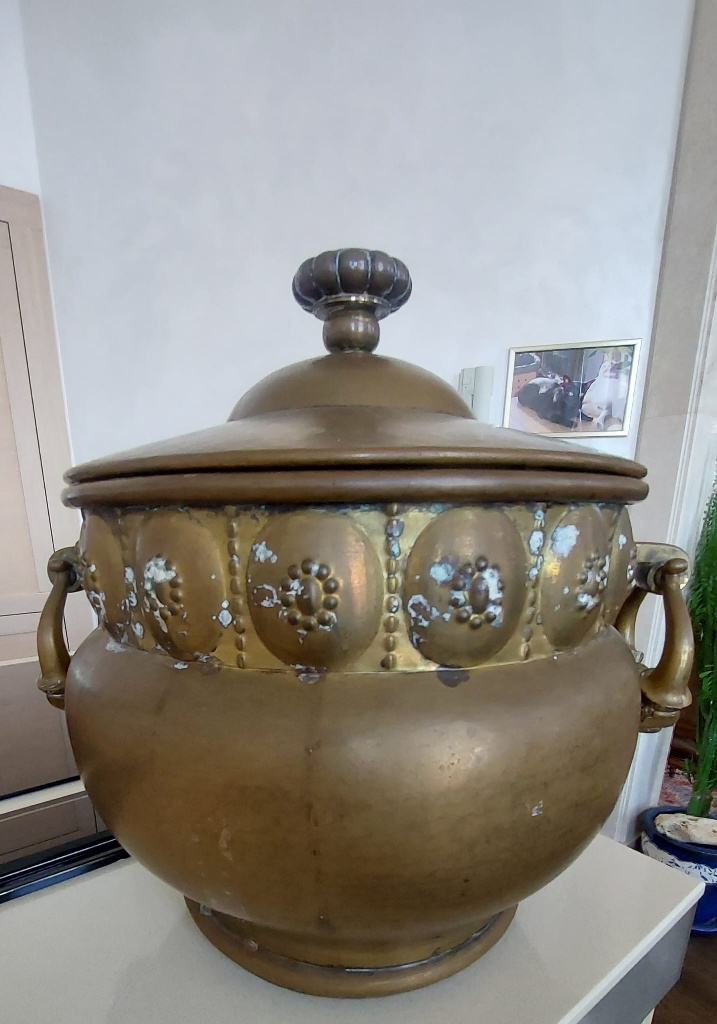 Secesní nádoba s poklopem - 2