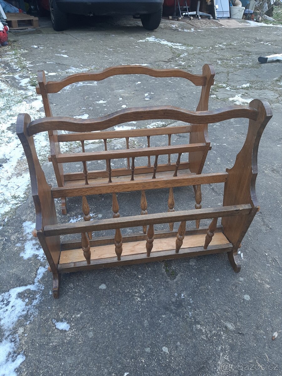 Stojany na noviny - 2