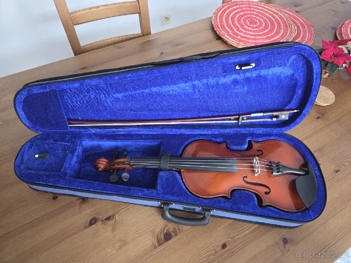 Housle celé s pouzdrem - 2