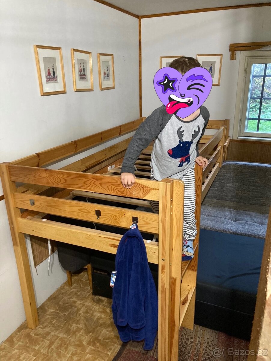 Vyvýšená postel z masivu - 2