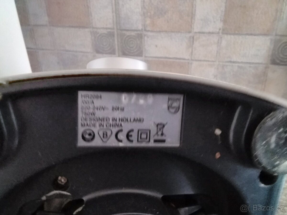 Prodám mixér na součástky - 2