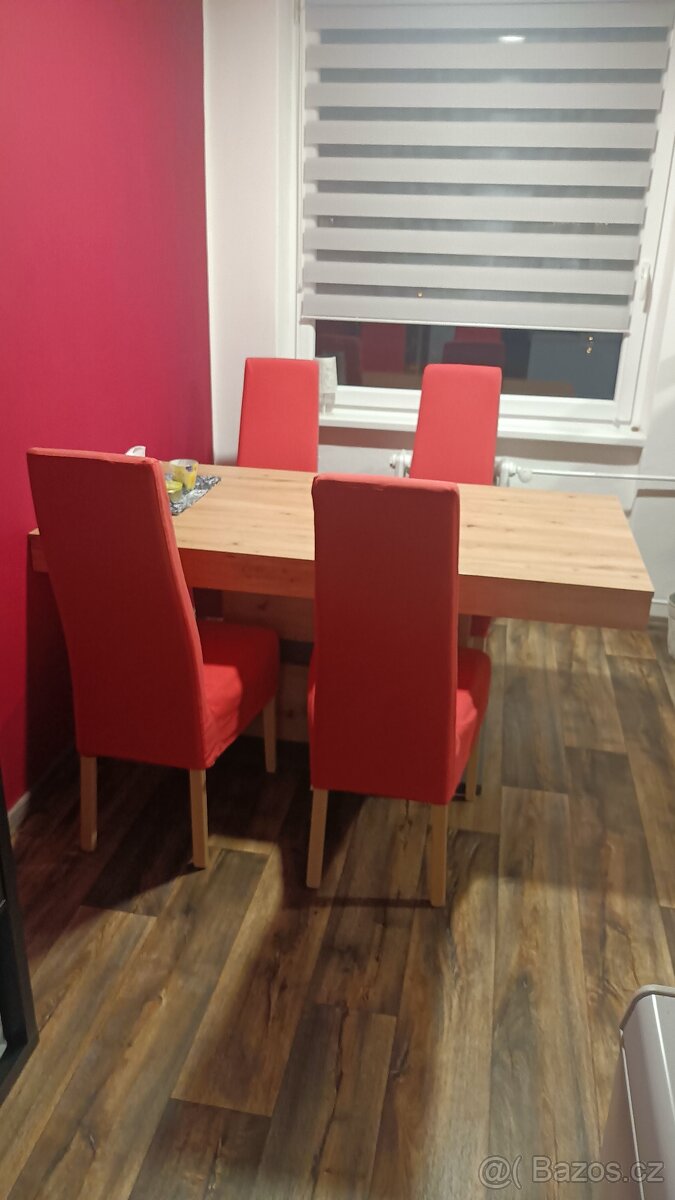 Jídelní stůl a židle - 2