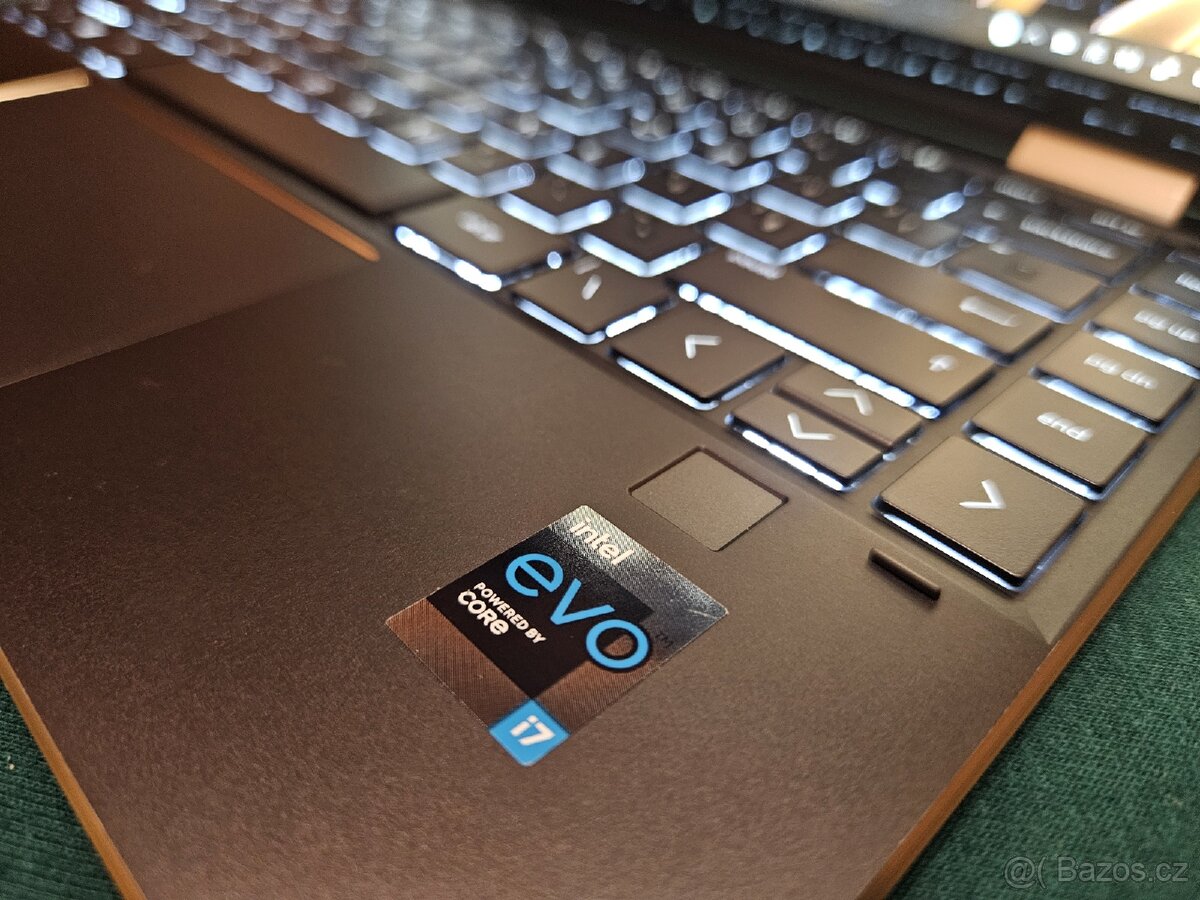 HP Spectre x360: Šperk mezi notebooky v plné výbavě - 2