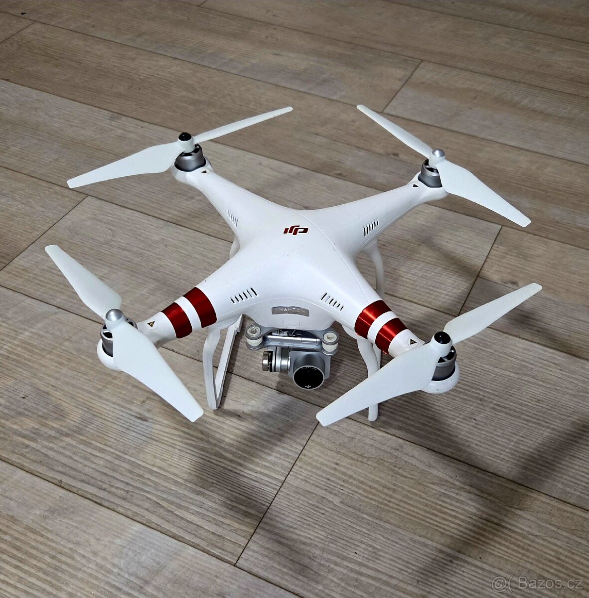 Dron DJI Phantom 3 Standard - 2