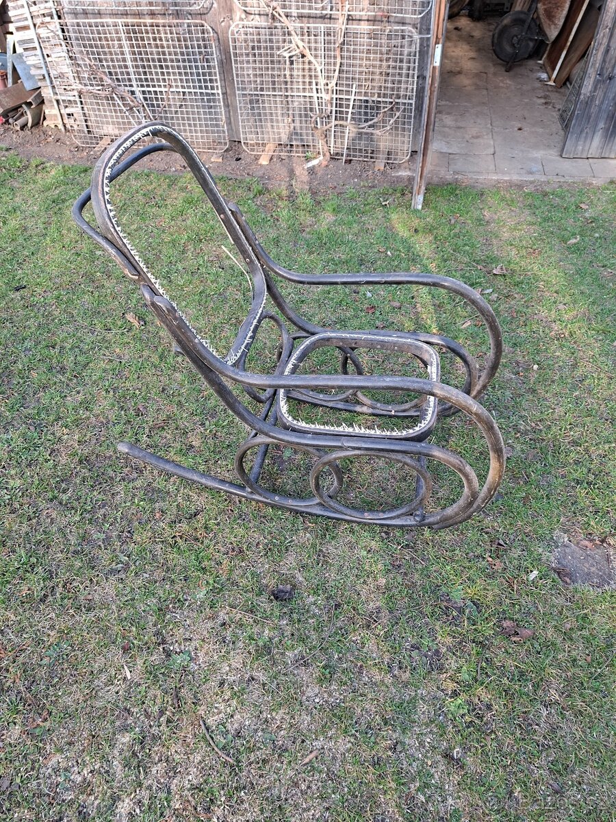 Torzo houpacího křesla - 2