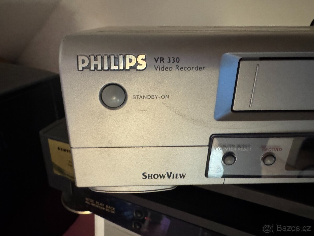 Videorekordér PHILIPS VR 330 - 2