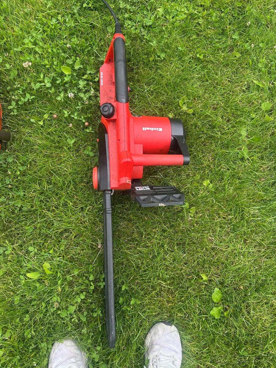 Prodám elektrickou řetězovou pilu Einhell GH-EC 2040 - 2