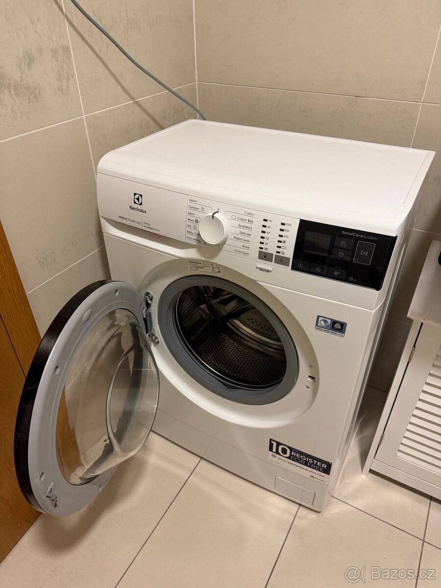 Electrolux PerfectCare 600 - 2