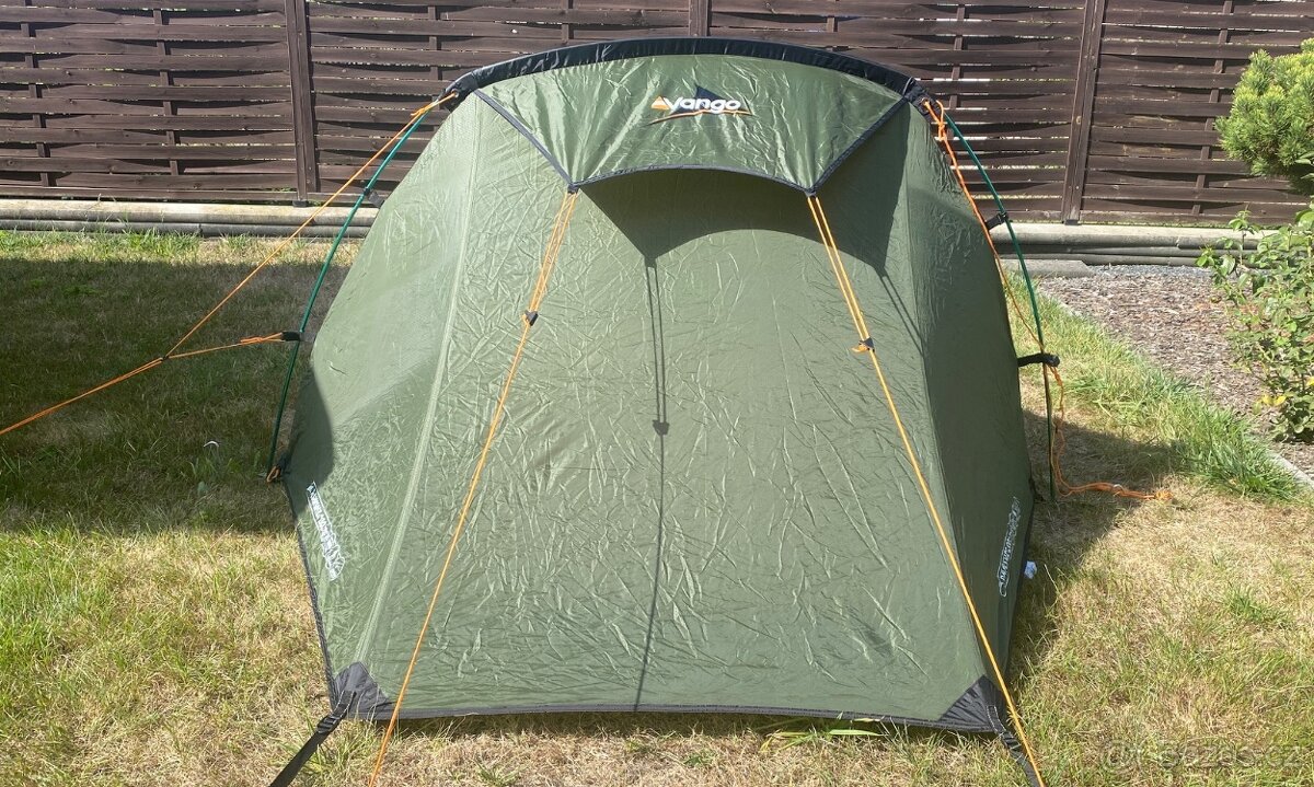 Vango Banshee 200, výborný stav - 2