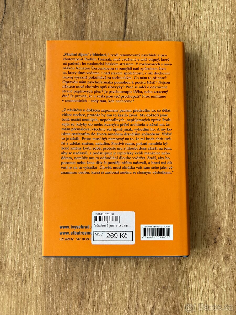 Kniha Všichni žijem v blázinci - 2
