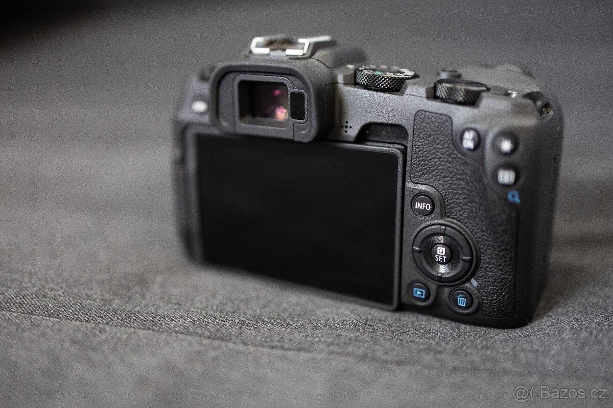 Canon EOS RP tělo - 2