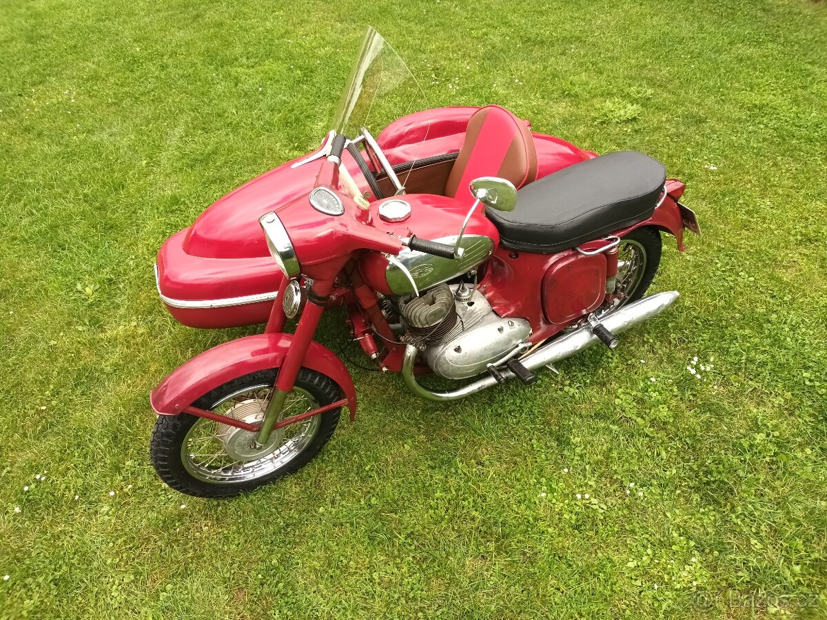 Jawa 350 se sajdou Velorex 560 - 2