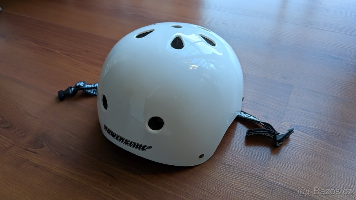 Nová helma Powerslide - 2