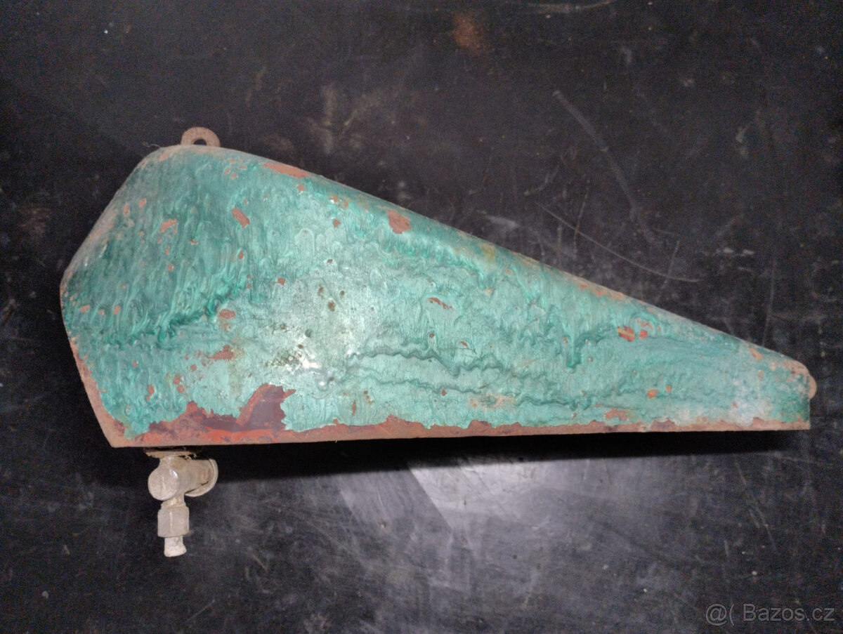 ČZ 98 jednorychlostní - bezrychlostní - Kaktus - nádrž - 2