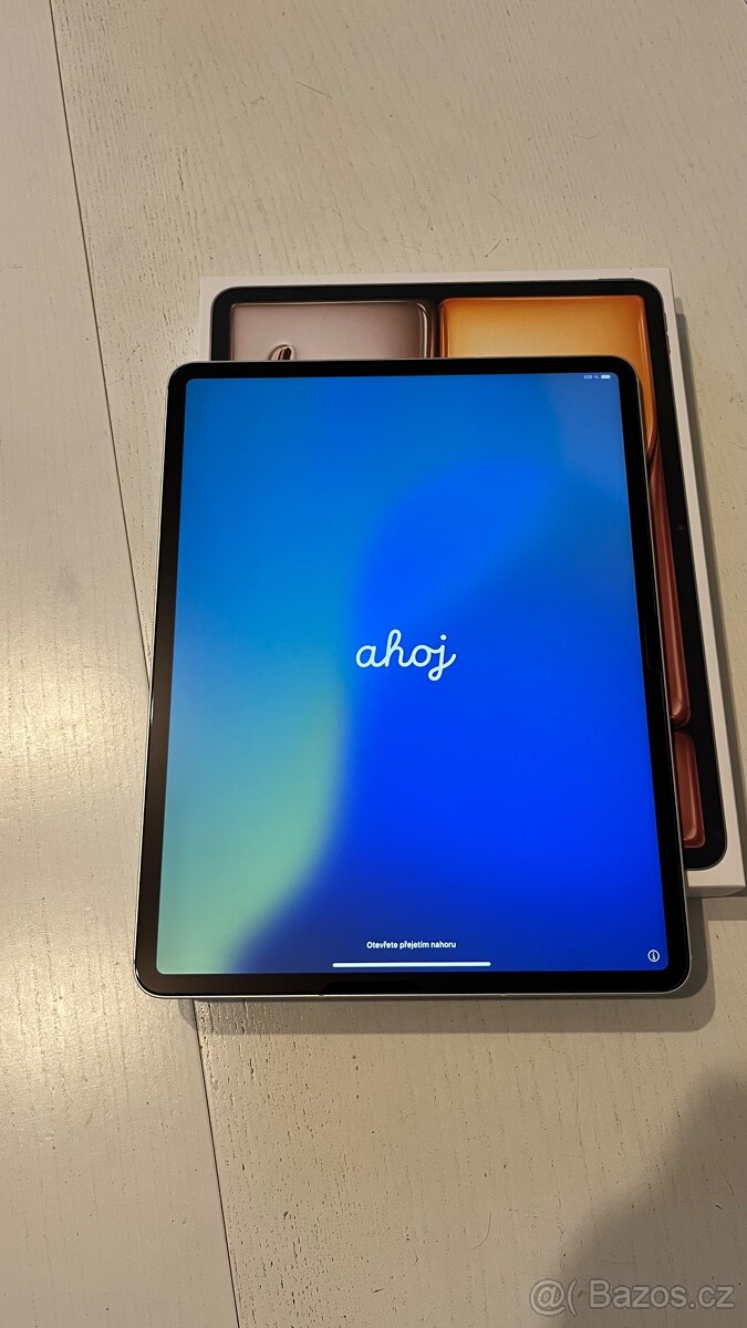 Ipad Air 13 M2 wifi-cellular 2024 + podsvícená klávesnice - 2