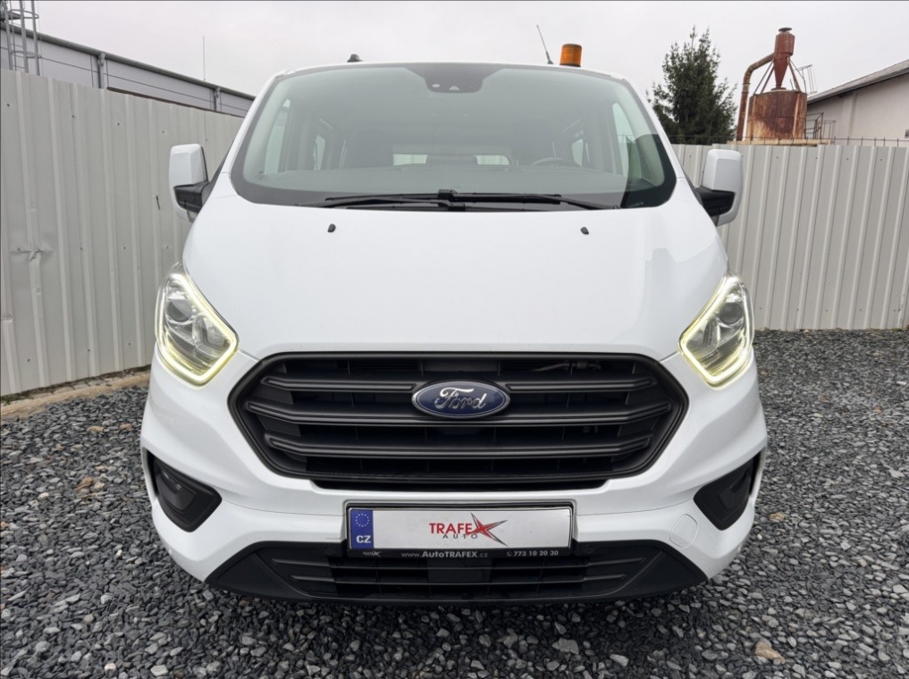 Prodávám Ford Transit Custom 2,0 TDCi 125kW L2 DPH 1.maj ČR - 2