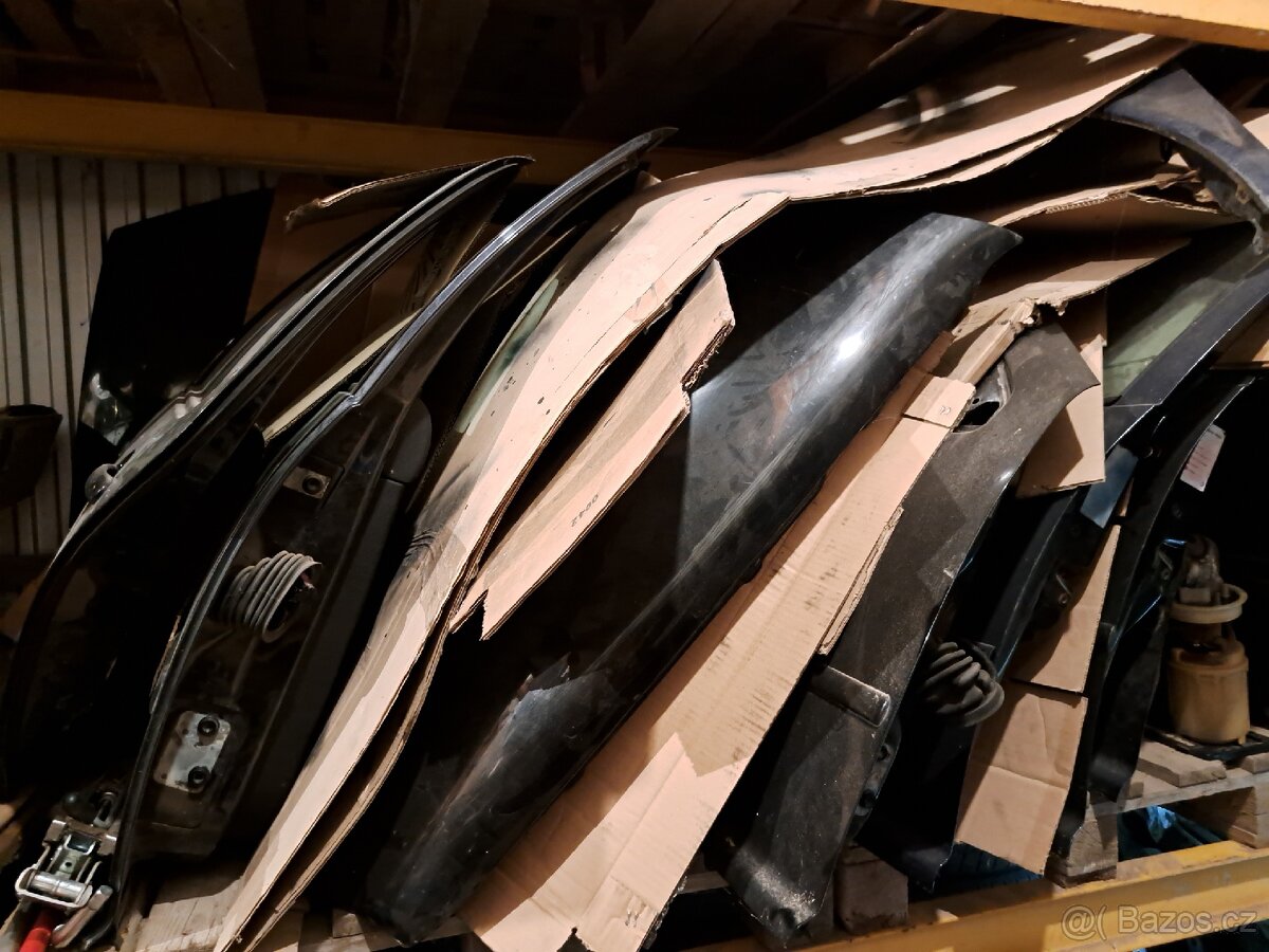 Prodám všechny dveře na Golf 4 - 2