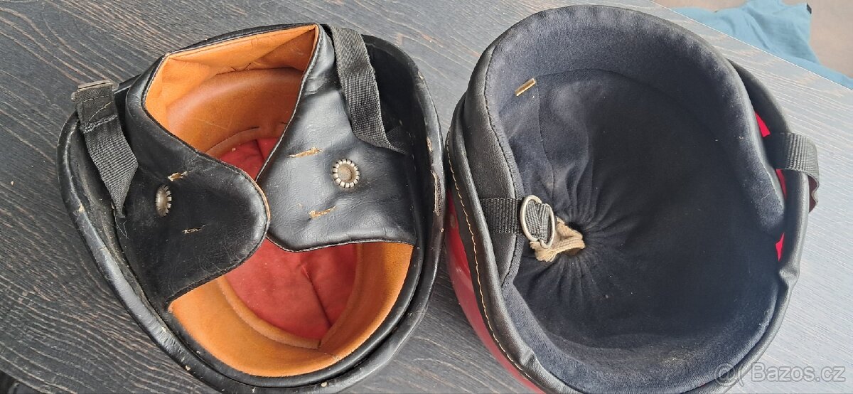 Retro helmy helma - 2