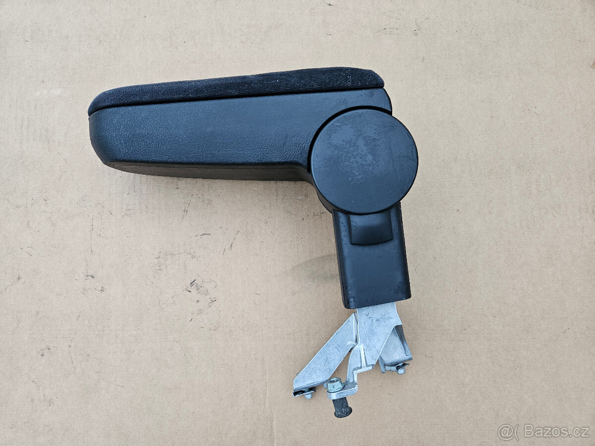 VW Golf IV. loketní opěrka originál Octavia 1 - 2