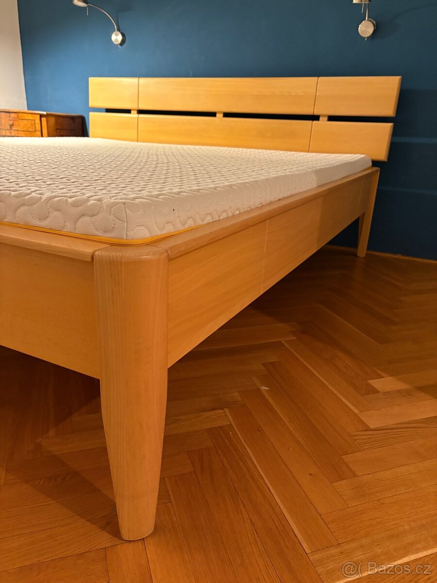 Manželská postel - 2