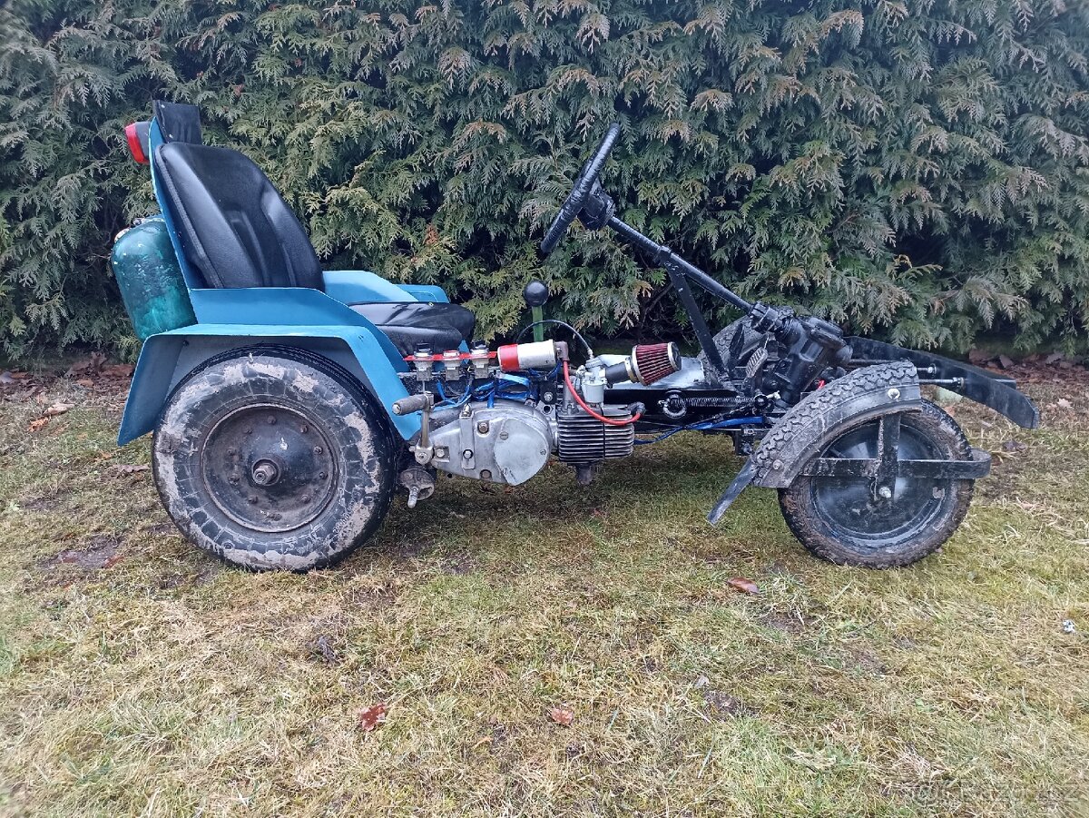 Motokára Jawa 50 - 2