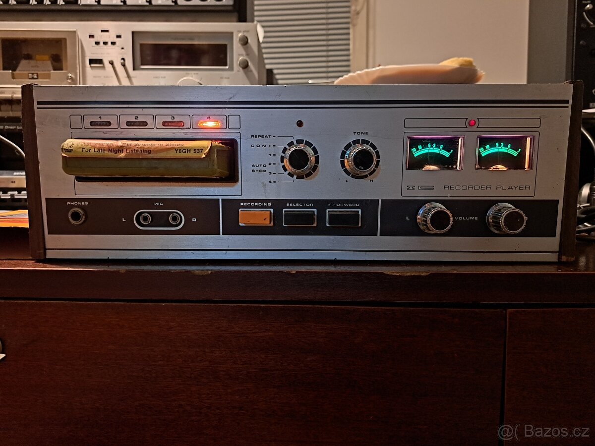 Kuriozita 8 track recorder URANIA DRP-801 funkční - 2