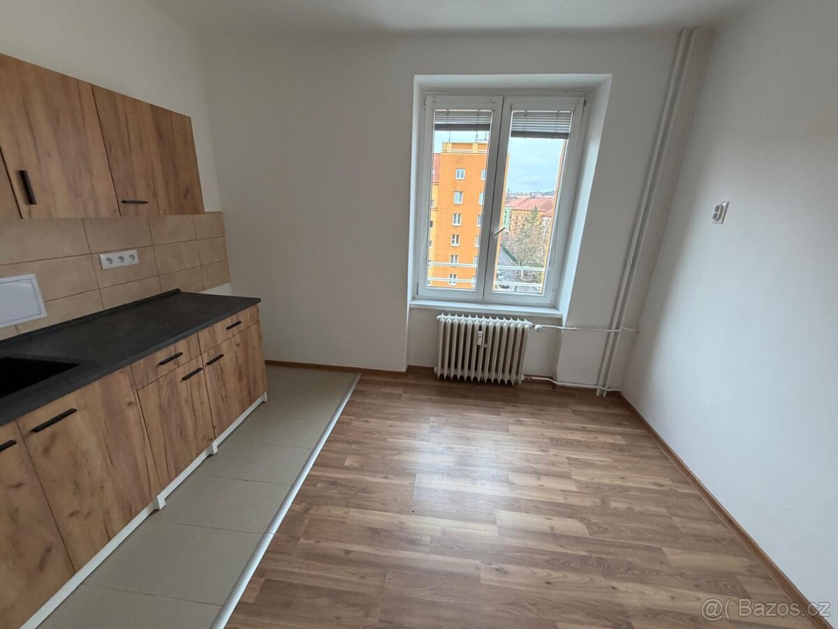 Byt 2+1+B, Tř. Budovatelů, blok 99 - 2