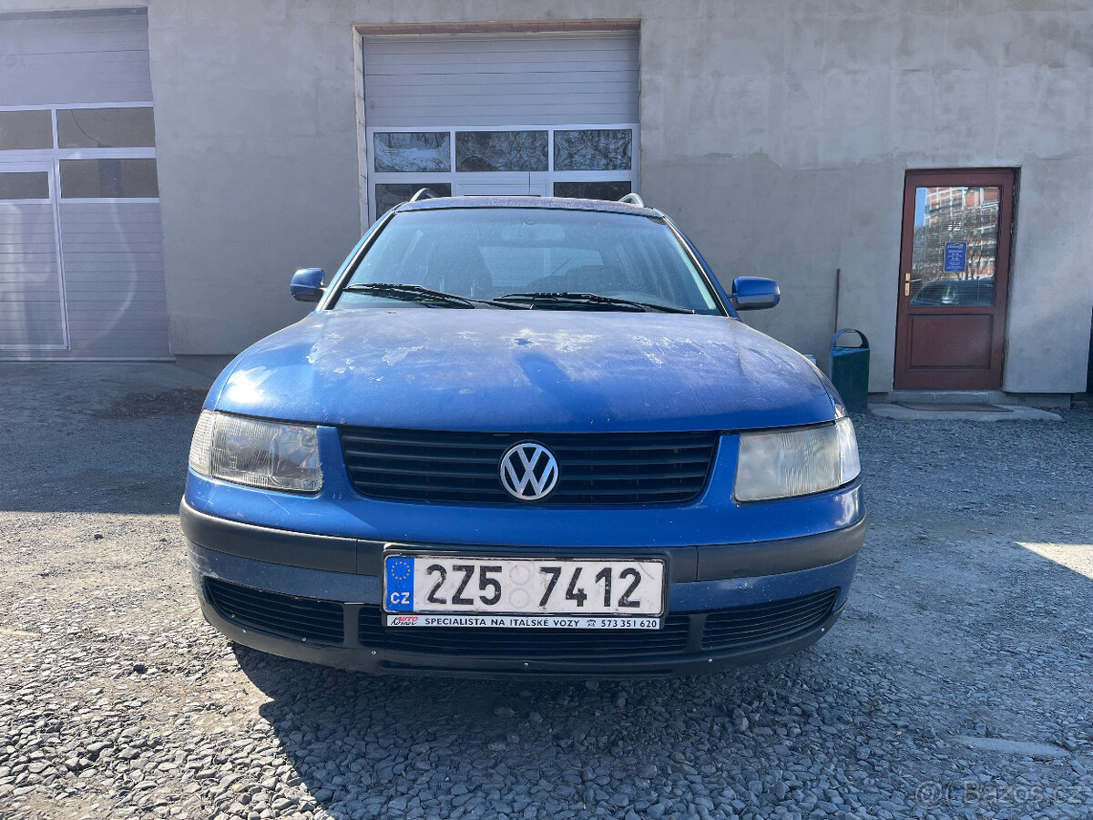 VOLKSWAGEN PASSAT VARIANT 1,9 TDi 85 Kw - 2