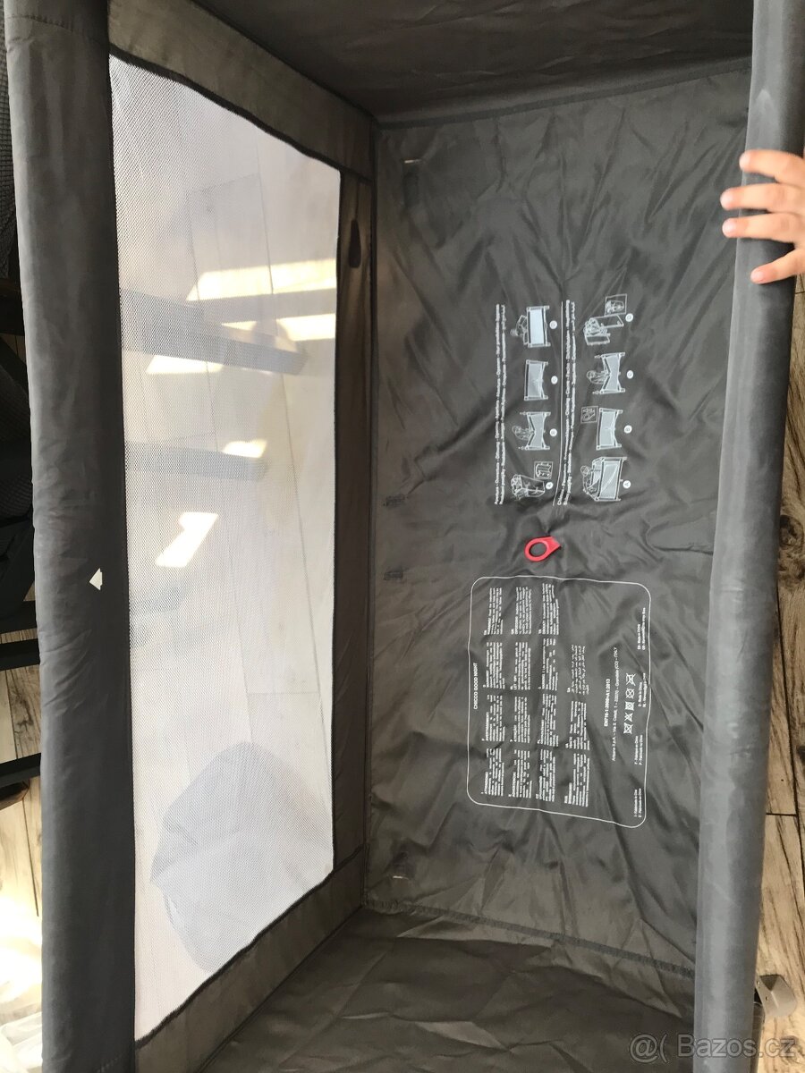 Cestovní postýlka chicco - 2