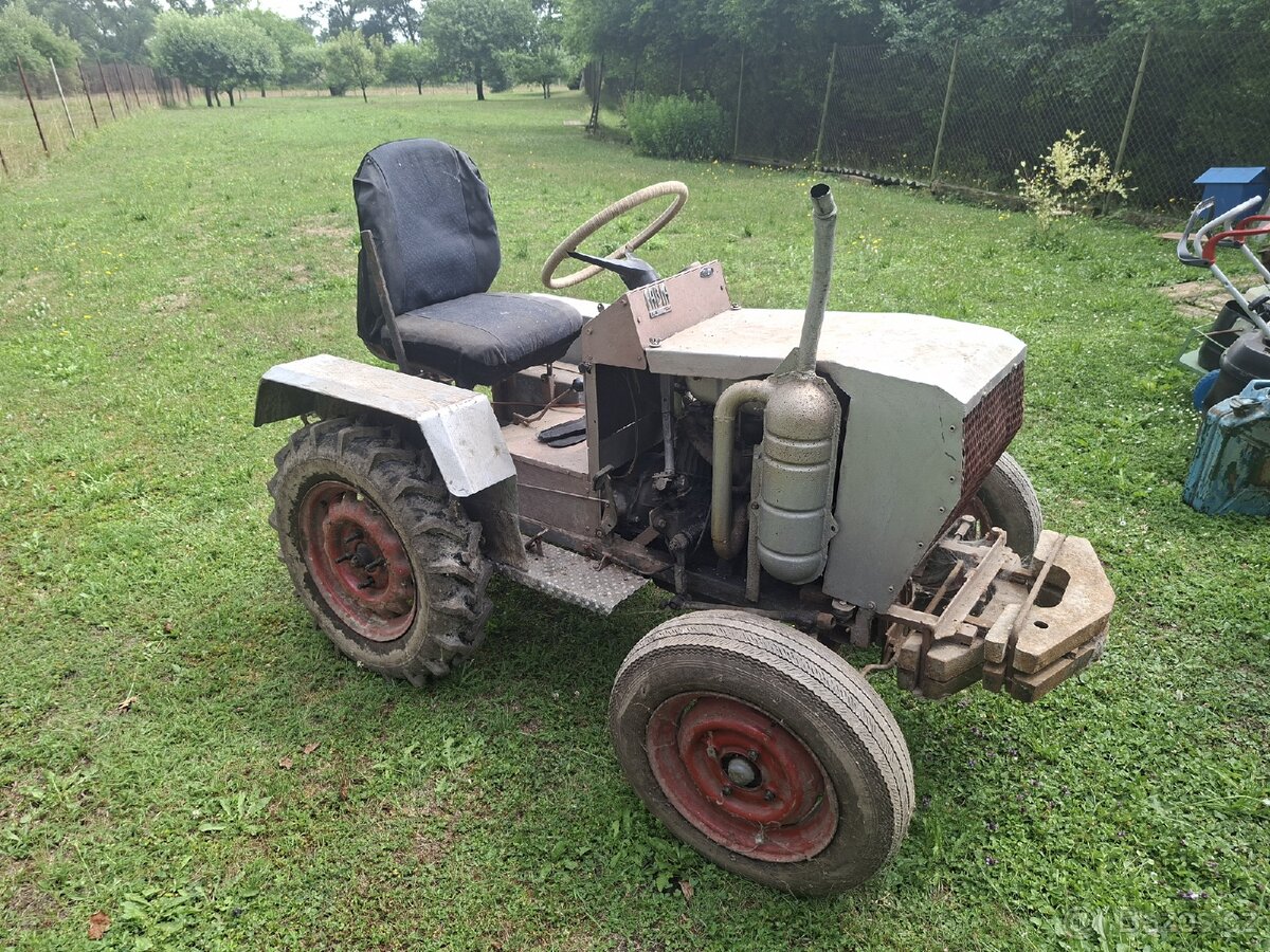 Malotraktor domácí výroby - 2