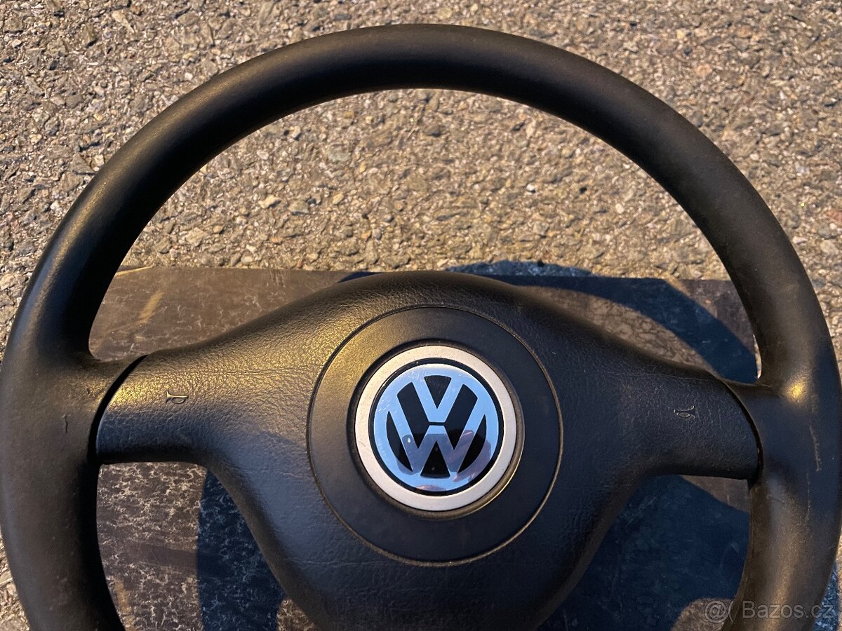 Tříramenný volant VW - 2