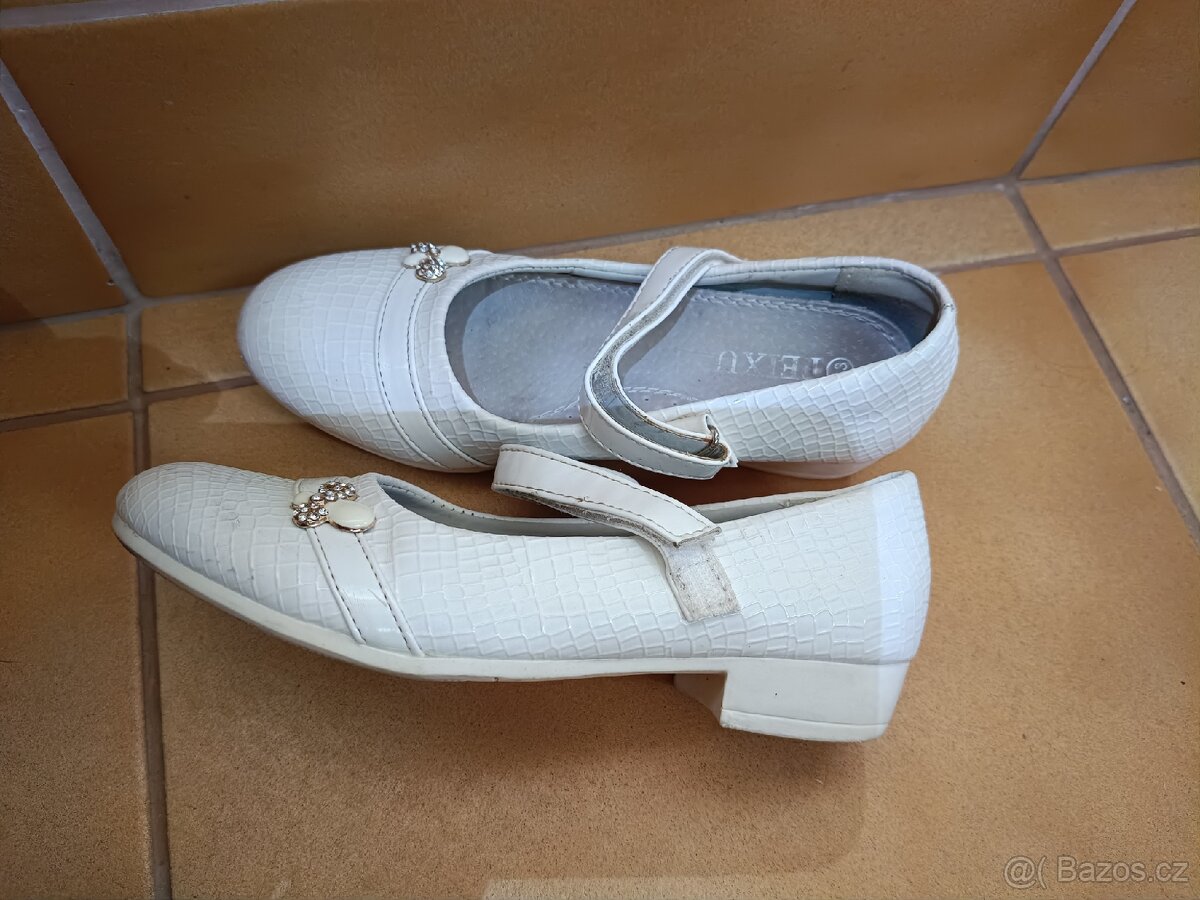 Dívčí sváteční boty 33 - 2