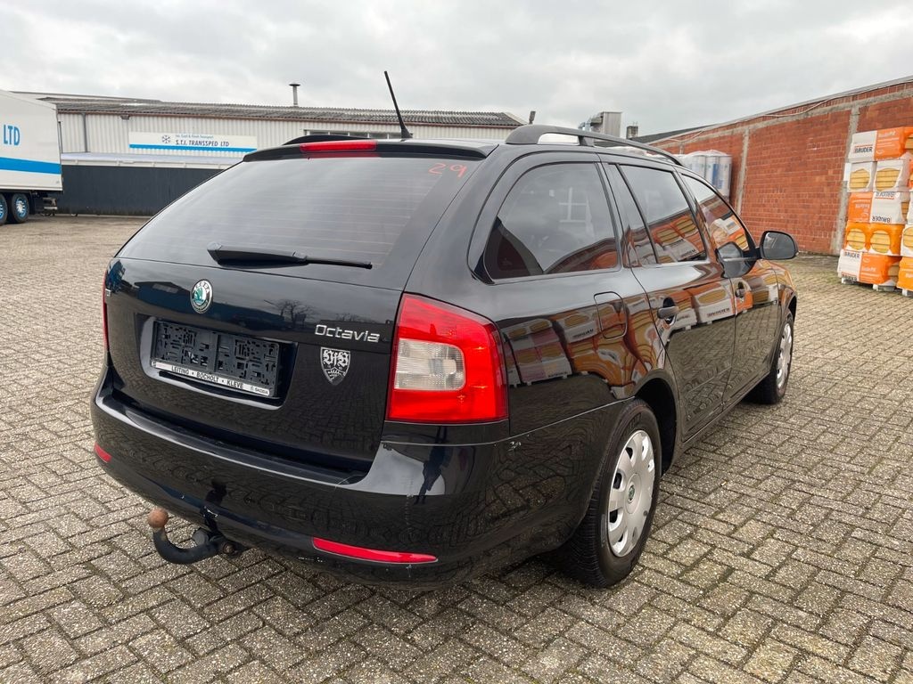 BOLT UBER TAXI PŮJČOVNA - 2