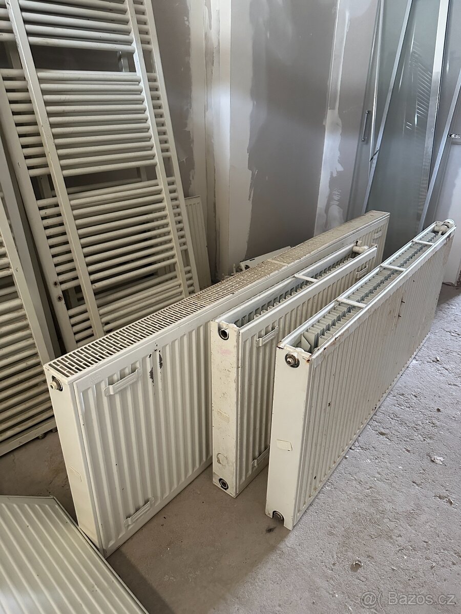 Radiátory, žebříky - 2