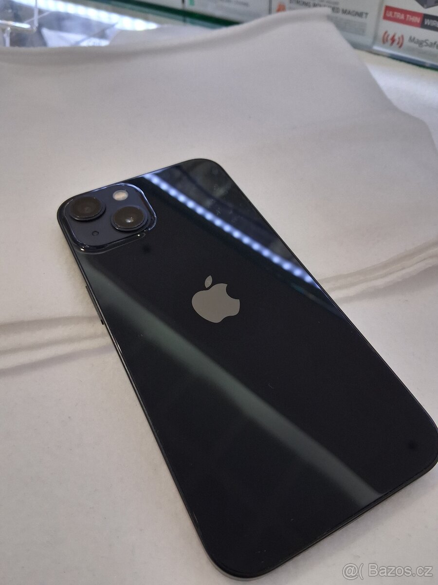 Apple iPhone 13 256 GB - 2