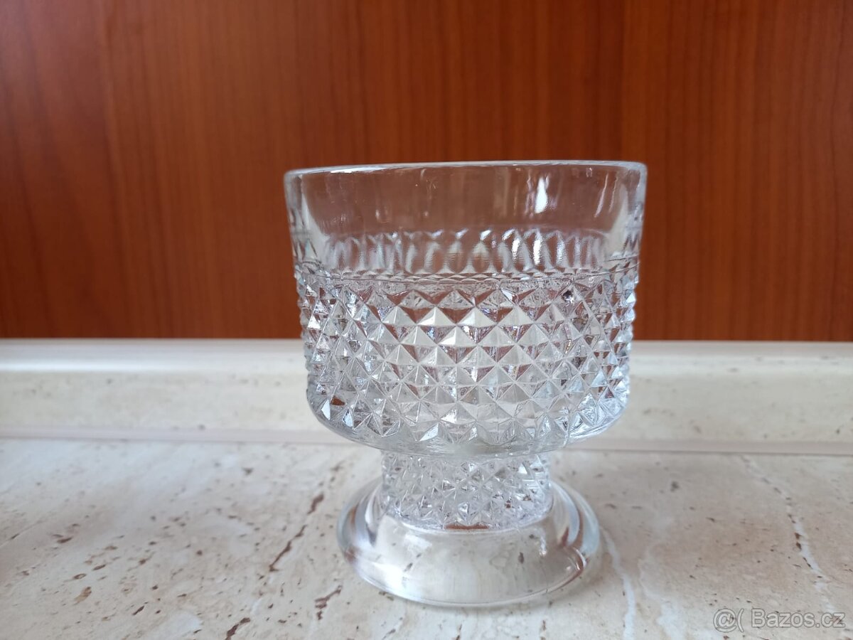 Zmrzlinové poháry - lisované sklo RETRO - 2