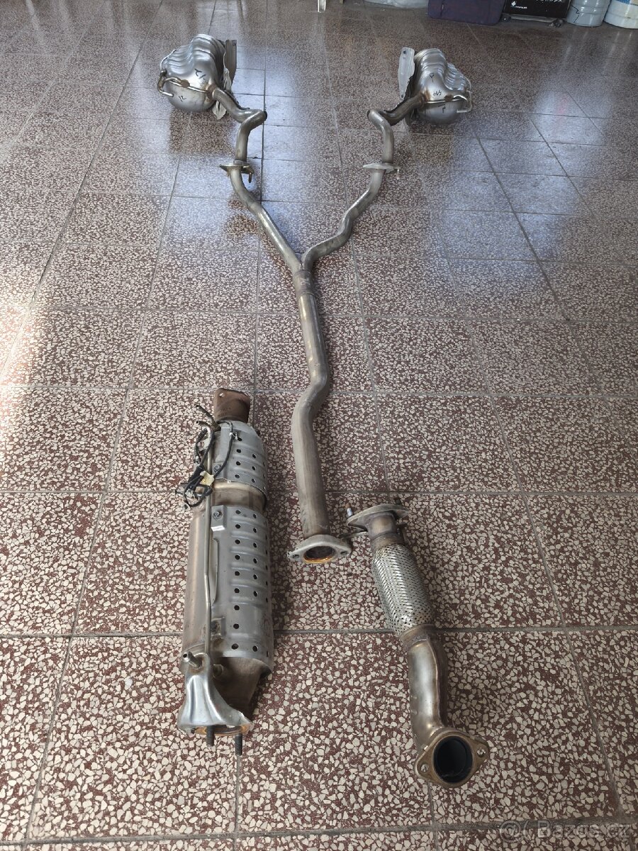 Výfuk Hyundai Santa Fe - 2