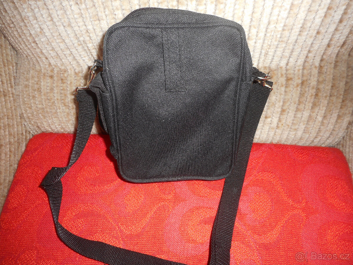 Kabelka - ledvinka - 2