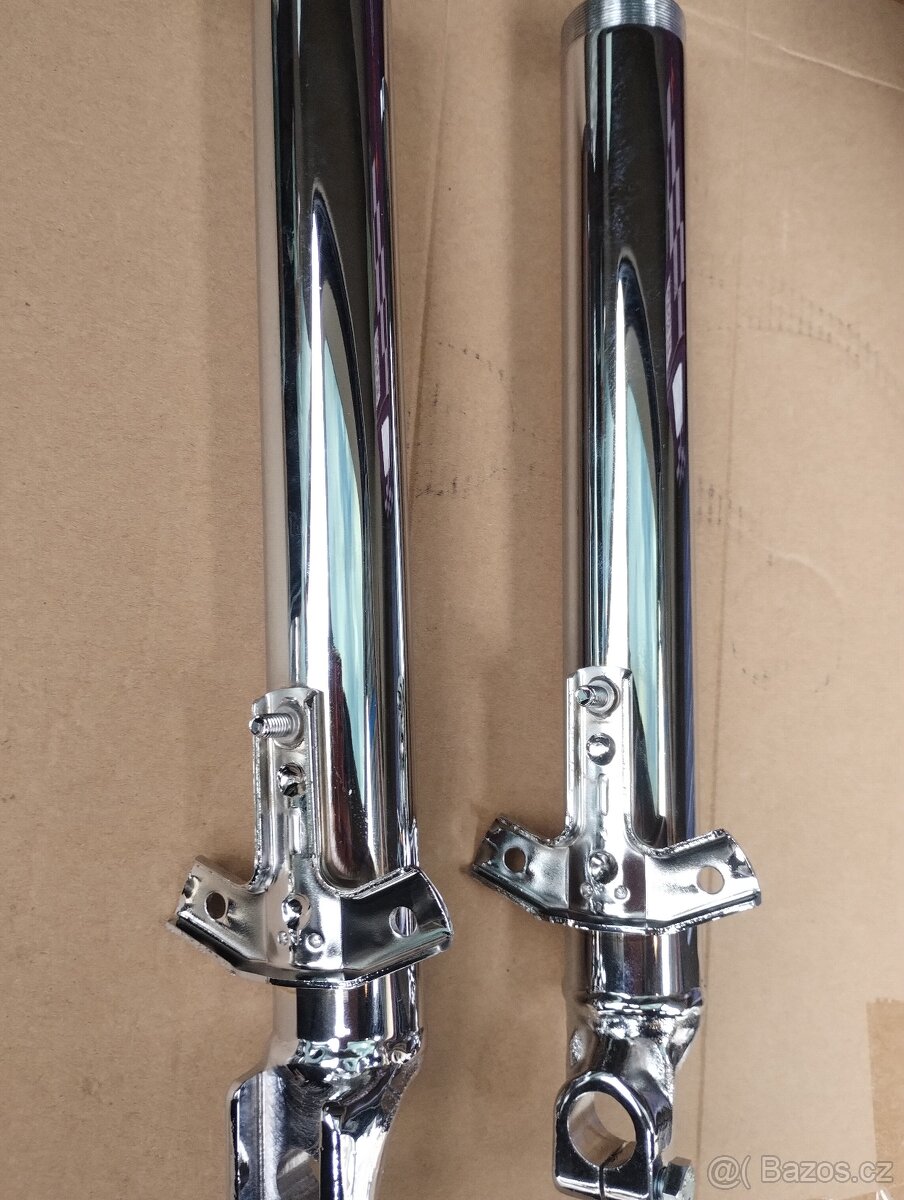 Kluzáky předních teleskopů Kyvačka Panelka - 1 šrouby - 2