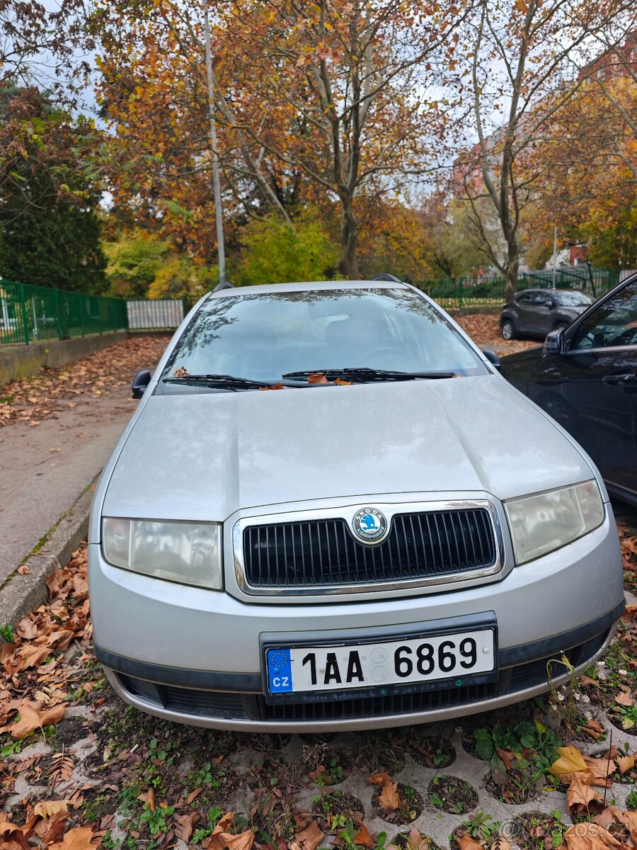 ŠKODA FABIA COMBI STŘÍBRNÁ - 2
