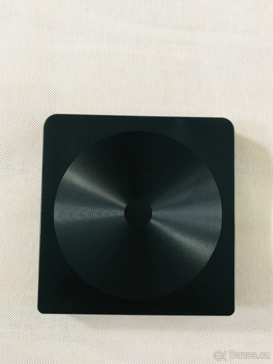 Jednotka DVD, přenosová rychlost až 5 Gb/s, - 2