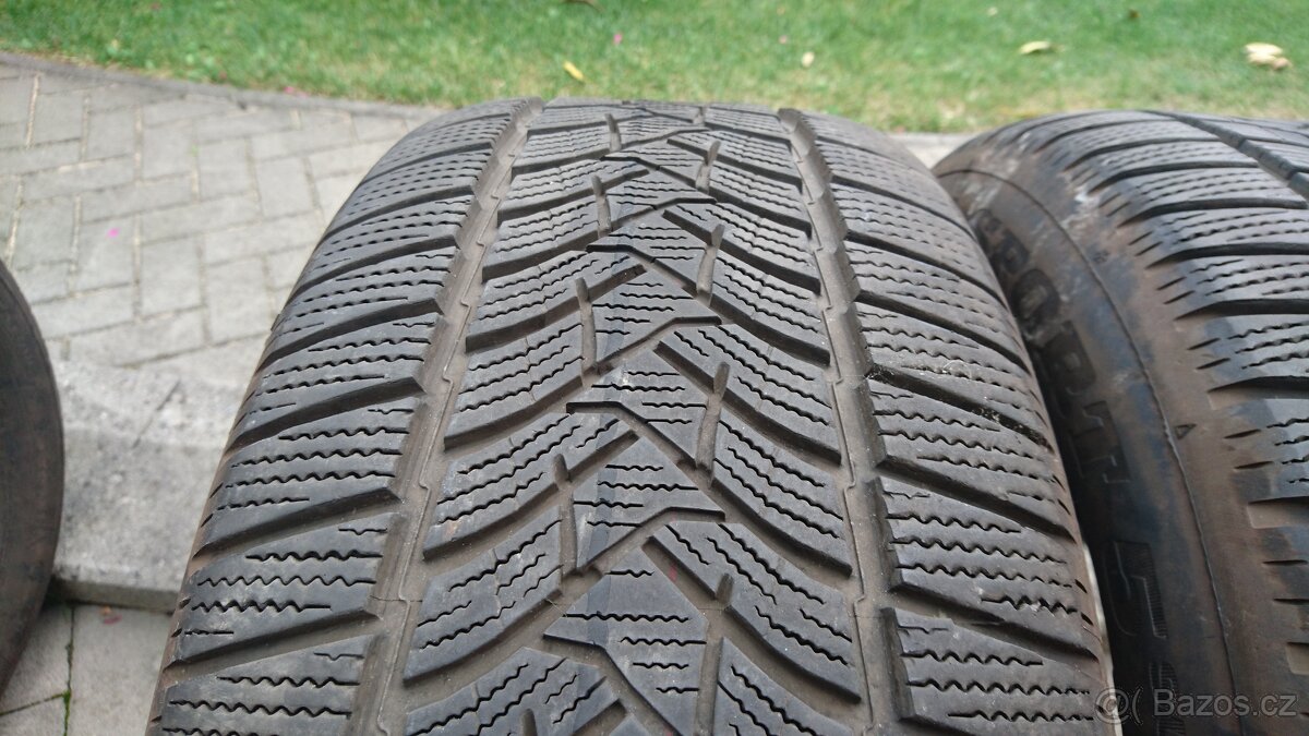 235 55 17 zimní dunlop winter sport 5 Suv 2 kusy - 2
