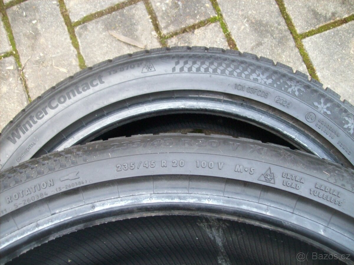 zimní Continental 235.45.20 100V XL 95% - 2