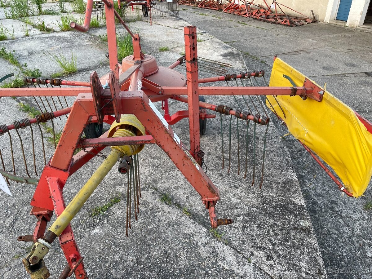 Shrnovač Fella TS 285 DH - 2